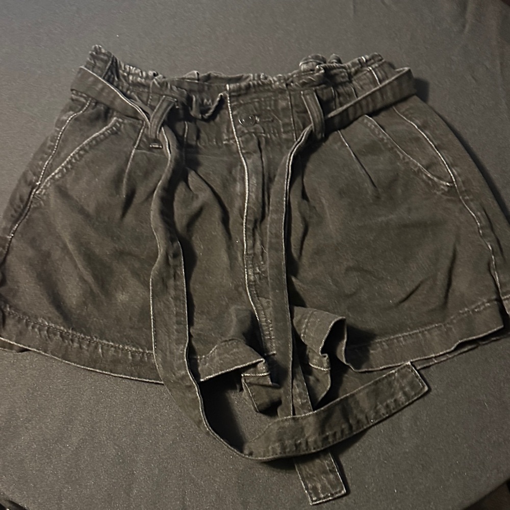 American Eagle Outfitters belted High Waist Black Shorts